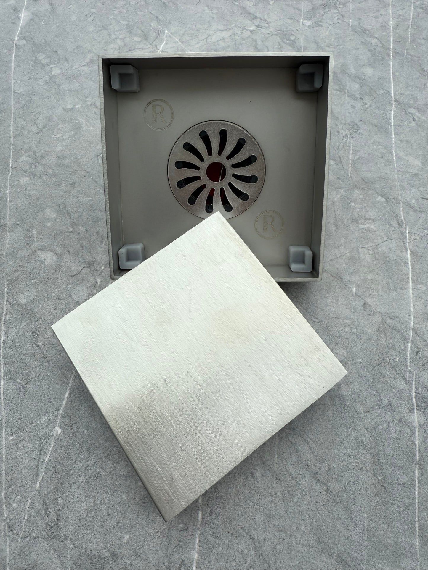 Square Centre Waste Dual Design